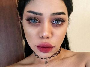 Penampilan Unik Sonia, YouTuber dengan Tanda Lahir di Kornea Mata Penampilan Unik Sonia, YouTuber dengan Tanda Lahir di Kornea Mata
