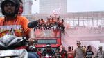 Ekspresi The Jakmania Sambut Sang Juara
