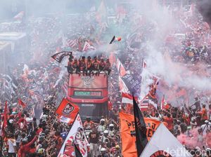 Liga 1 2018: Persija Juara, Persib Dihukum tapi Diringankan