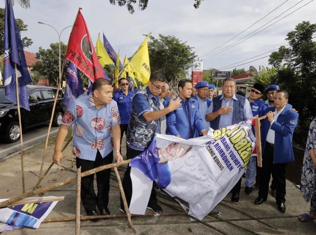 PD Sebut Perusak Baliho SBY Mengaku Disuruh, PDIP Menepis PD Sebut Perusak Baliho SBY Mengaku Disuruh, PDIP Menepis