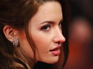 Sosok Aktris Jelita yang Dinikahi Elon Musk 2 Kali Kini Nikah Lagi Sosok Aktris Jelita yang Dinikahi Elon Musk 2 Kali Kini Nikah Lagi