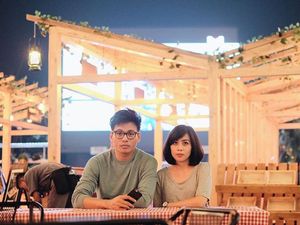 Intip 6 Foto Romantis Rendy Pandugo Bersama Istri