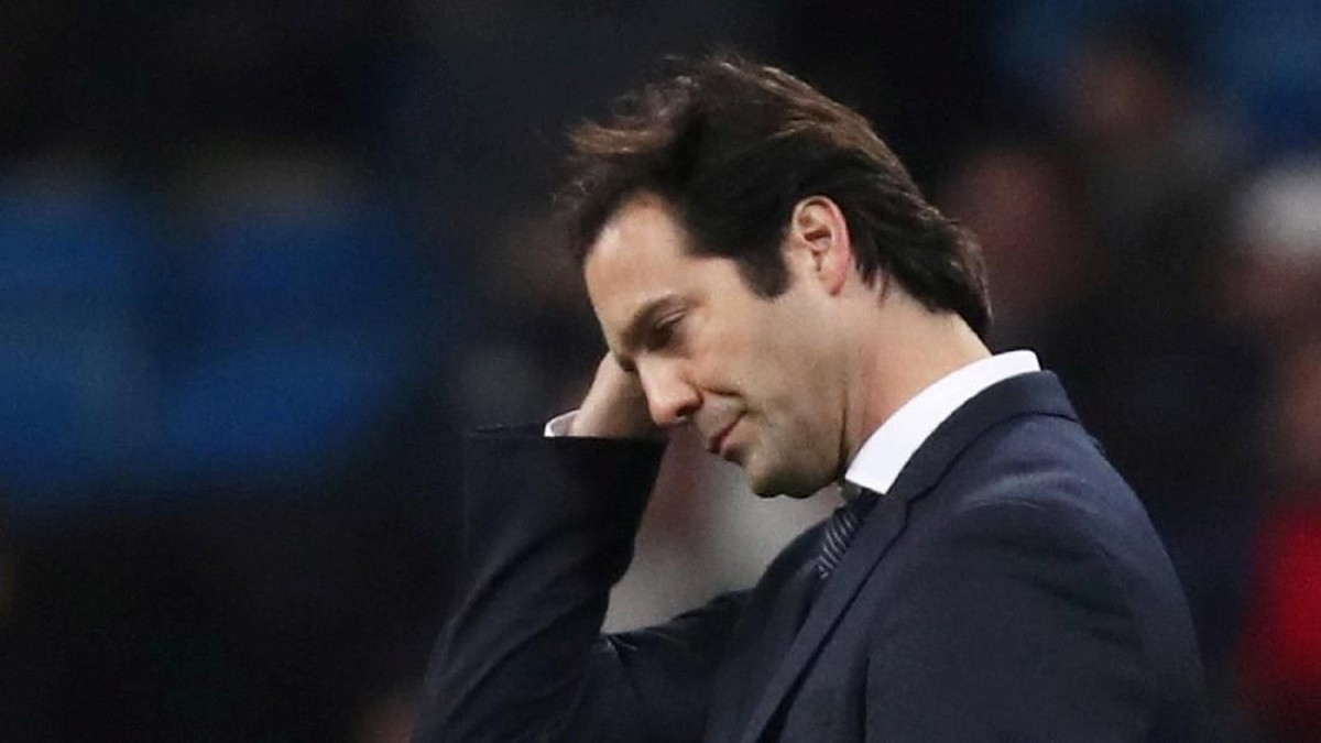 Santiago Solari dirumorkan akan digantikan Jose Mourinho (Sergio Perez/Reuters)