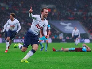 Hasil Liga Inggris: Gol Eriksen di Injury Time Menangkan Tottenham