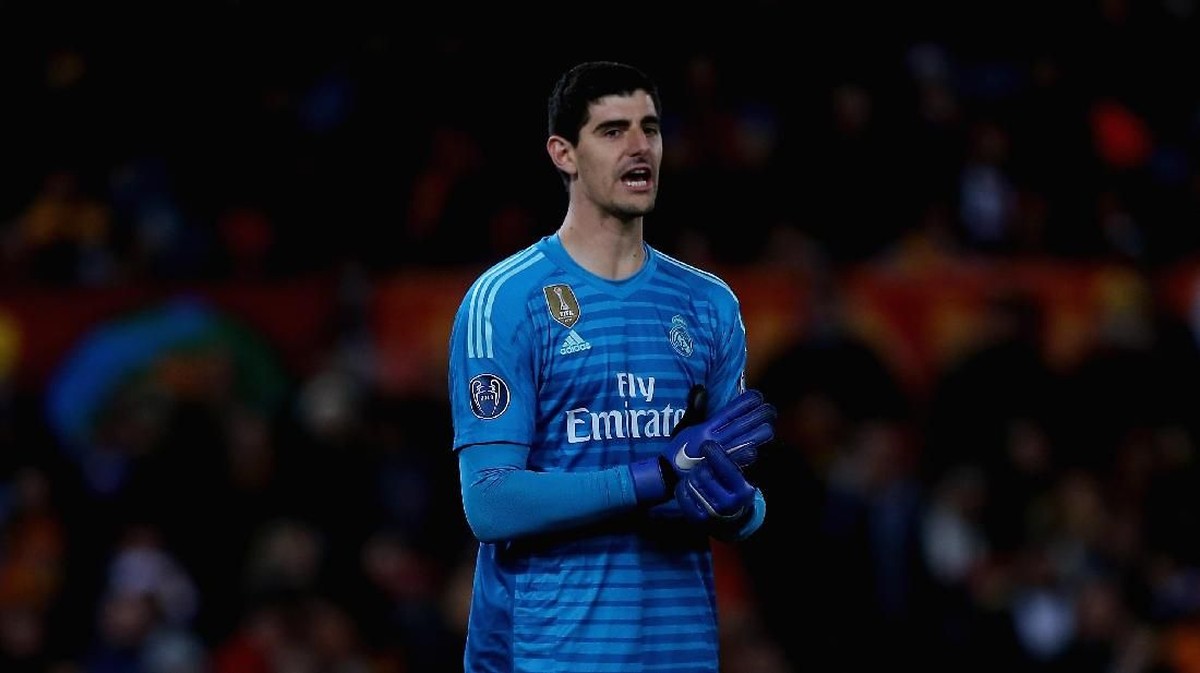 Thibaut Courtois yakin segel posisi utama di bawah mistar Real Madrid (Foto: Paolo Bruno/Getty Images)