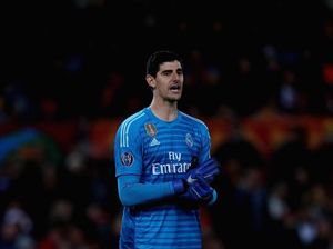 Courtois Tak Bisa Pakai Nomor 1 Madrid Meski Navas Sudah Hengkang