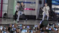 Super Junior D&E Hingga Slank Panaskan Panggung HUT Transmedia Hari Kedua
