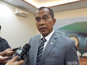 Komisi I Akan Panggil Dewas dan Helmy Yahya soal Kisruh TVRI Komisi I Akan Panggil Dewas dan Helmy Yahya soal Kisruh TVRI