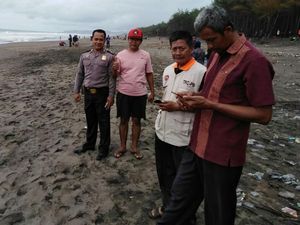 4 Remaja Masjid Hilang Terseret Ombak Pantai Pandan Kuning Kebumen