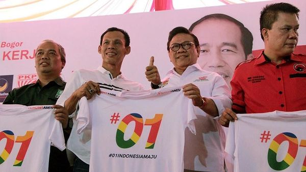Agung Laksono Turun Gunung Semangati TKD Bogor
