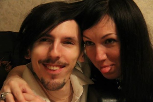 Aktif di media sosial, Grigory kerap menuliskan curhatan tentang kondisi dirinya. Kisah hidupnya menarik perhatian seorang wanita bernama Anna yang tinggal di Kazakhstan. Foto: Dok. NTD Inspired, Facebook/Grigory Prutov