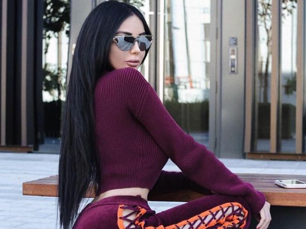 Foto: Model Seksi Habiskan Rp 2,4 M Terobsesi Punya Bokong Kim Kardashian