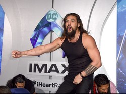 Anak Pantai Penuh Tato, Ini Persamaan Aquaman dan Jason Momoa