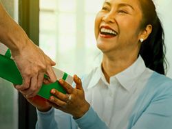 Bikin Momen Hari Ibu Lebih Berkesan Bareng Grab Yuk