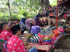 Masih Kemarau, Warga Ponorogo Lakukan Ritual Minta Hujan