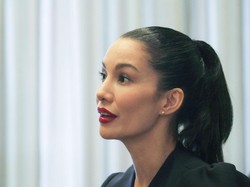 Tonton Wawancara Eksklusif Nadya Hutagalung di Sini