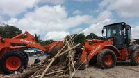 100 Ton Sampah yang Kepung Kuta Bali Dibersihkan