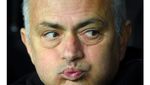 Meme: Mourinho, Kok Bisa Sih MU Digebuk Liverpool?