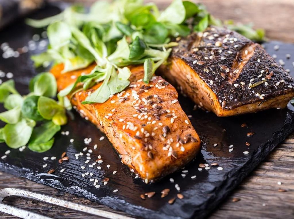 Menu Natal : Yang Lezat dan Sehat, Salad hingga Salmon Panggang Lada Hitam Menu Natal : Yang Lezat dan Sehat, Salad hingga Salmon Panggang Lada Hitam