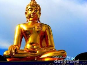 Uniknya Patung Buddha di Golden Triangle