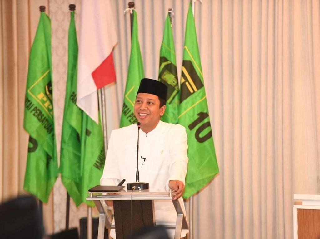 Rommy Setuju Pelarangan Buku Komunisme dan Leninisme Rommy Setuju Pelarangan Buku Komunisme dan Leninisme