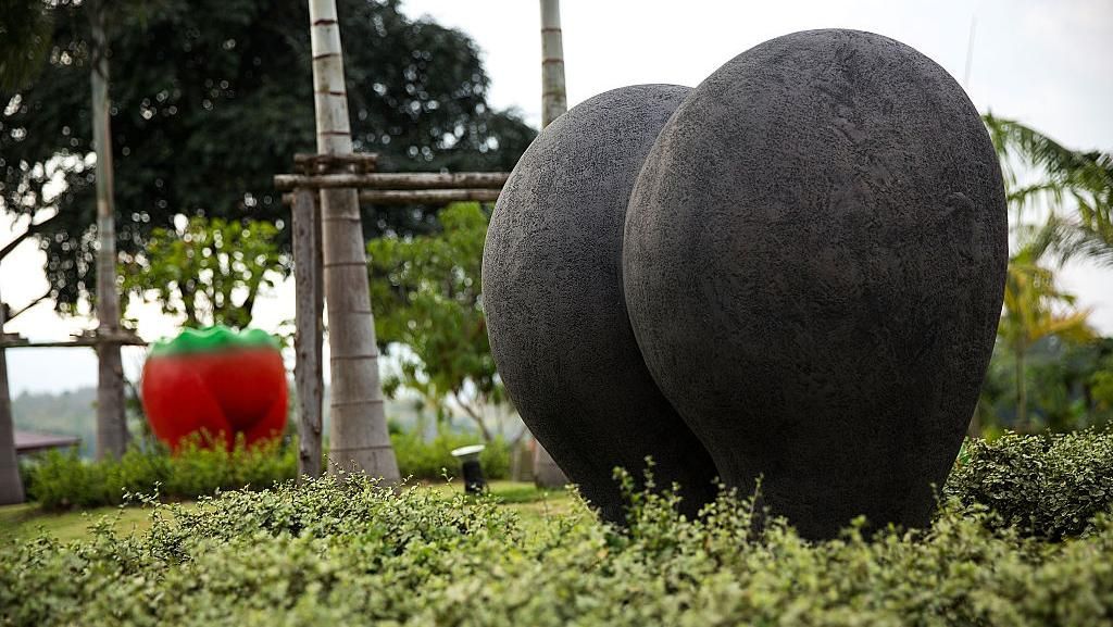 Melepas Stres di Taman Bunga Erotis Thailand Melepas Stres di Taman Bunga Erotis Thailand