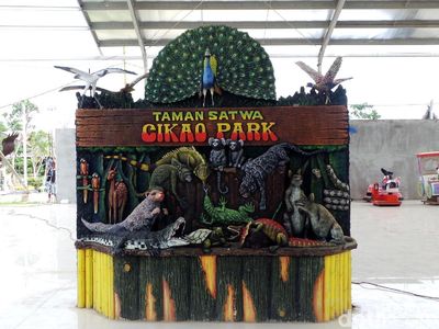 Foto: Liburan Akhir Tahun Bareng Satwa Lucu di Purwakarta