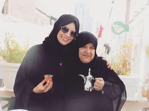 Cantiknya Evangeline Lilly, Bintang Ant-Man Saat Pakai Hijab di Qatar