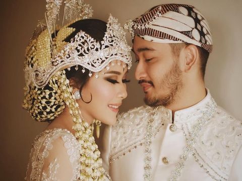 Syahnaz Sadiqah dan Jeje 'Govinda/