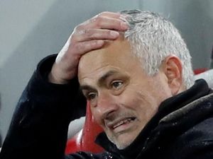 MU Dihajar Liverpool, Mourinho Disindir Casillas