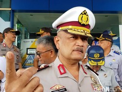 Kakorlantas Bicara soal Adi Saputra yang Banting Motor Gegara Ditilang