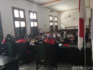 Pengurus Pesantren Ungkap Hibah Disunat Sekda Tasikmalaya Cs