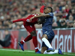 Liverpool langsung menggebrak sejak menit awal laga di mulai dan tak memberikan kesempatan untuk MU mengembangkan permainan. (Clive Brunskill/Getty Images)