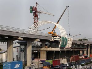 Uji Coba Kereta LRT Cibubur-Cawang Dipastikan Molor