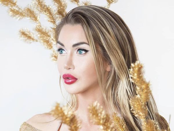 Potret Si Ratu Oplas yang Implan Bulu Mata Pakai Rambut Bagian Intim