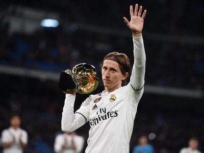 Starting XI Tim Terbaik UEFA 2018