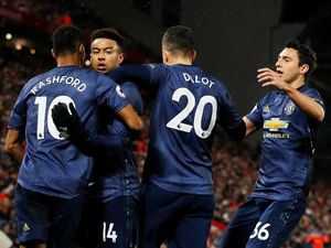 Terus Jeblok, MU Mulai Ditinggalkan Pendukungnya Terus Jeblok, MU Mulai Ditinggalkan Pendukungnya