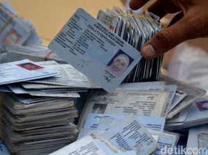 Akhirnya! Warga Baduy Bisa Tulis Kepercayaan di Kolom Agama KTP Akhirnya! Warga Baduy Bisa Tulis Kepercayaan di Kolom Agama KTP
