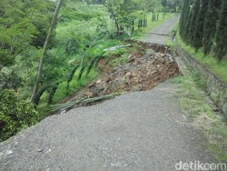Longsor di Bandung Barat, Pasokan Air Bersih Warga Terhambat