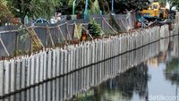 Turap Sepanjang 11,3 Km Dibangun di Jakarta Barat Selama 2018