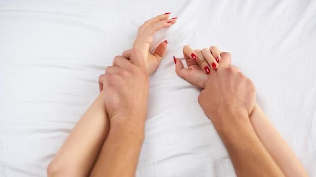 Ssst! Simak 5 Posisi Seks yang Efektif Rangsang G-Spot