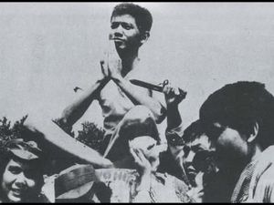 Kenapa PM Amir Syarifudin Berpaham Komunis? Ini Kata Soe Hok Gie Kenapa PM Amir Syarifudin Berpaham Komunis? Ini Kata Soe Hok Gie