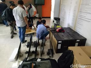 Belum Bayar, Komputer hingga Printer di KPU Makassar Ditarik