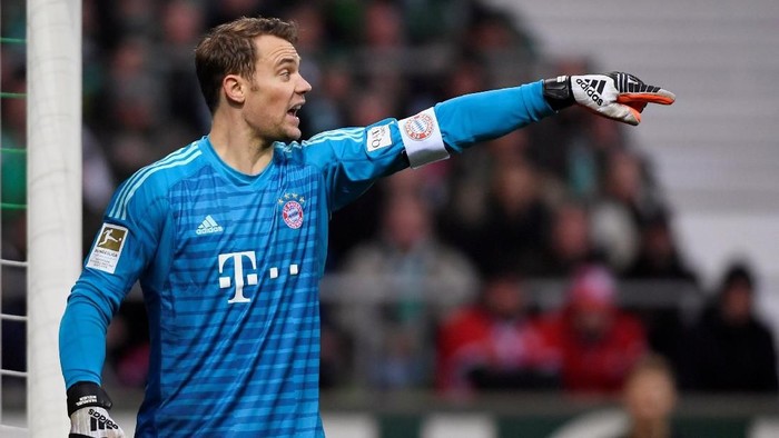 Soccer Football - Bundesliga - Werder Bremen v Bayern Munich - Weser-Stadion, Bremen, Germany - December 1, 2018  Bayern Munichs Manuel Neuer   REUTERS/Fabian Bimmer  DFL regulations prohibit any use of photographs as image sequences and/or quasi-video