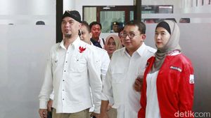 Bacakan Pledoi, Ahmad Dhani Ditemani Fadli Zon dan Mulan