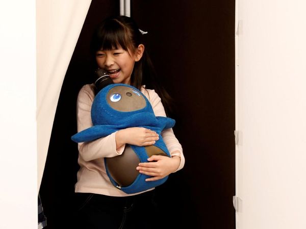 Canggih! Robot Ini Bisa Bikin Pemiliknya Bahagia