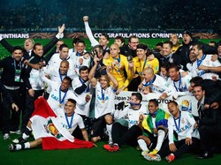 Corinthians adalah klub pertama yanng menjadi juara Piala Dunia Antarklub, yakni pada tahun 2000. Baru juara lagi pada 2012 setelah diselenggarakan setahun sekali, bukan setiap lima tahun. (Foto: Lintao Zhang/Getty Images)