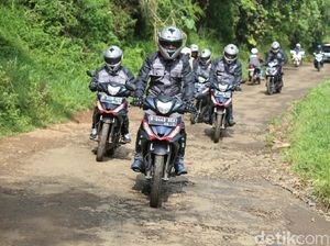 Libur Akhir Tahun Mau Touring? Pastikan Alat Ini Dibawa