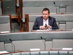 Menteri Australia yang Kencani Wanita di Hong Kong Mundur dari Politik