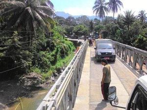 Seminggu Putus, Ruas Jalan Padang-Bukittinggi Sudah Move On